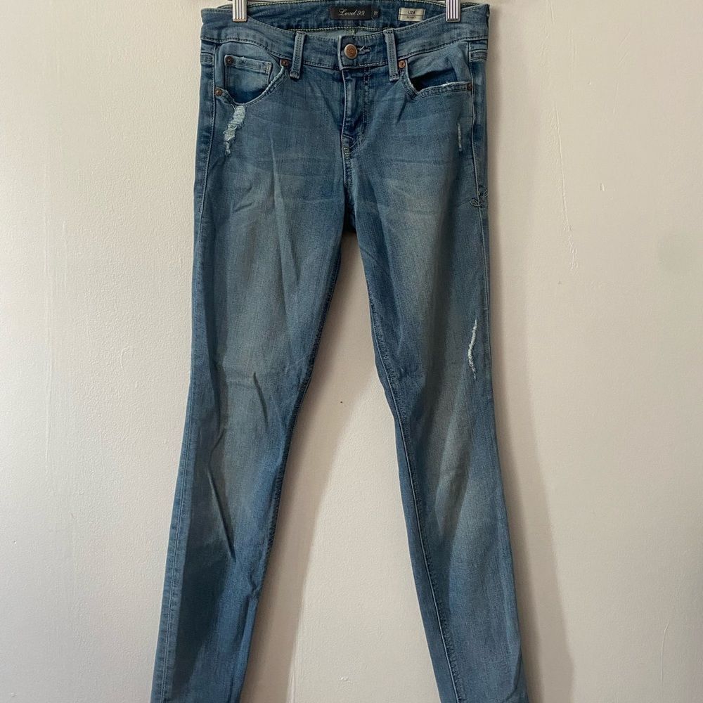 Level 99 distressed skinny jeans size 27
